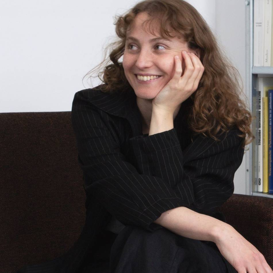 Kunstwerkstatt Turmstraße: Esther Rosiny-Wieland realisiert partizipatives Buchprojekt