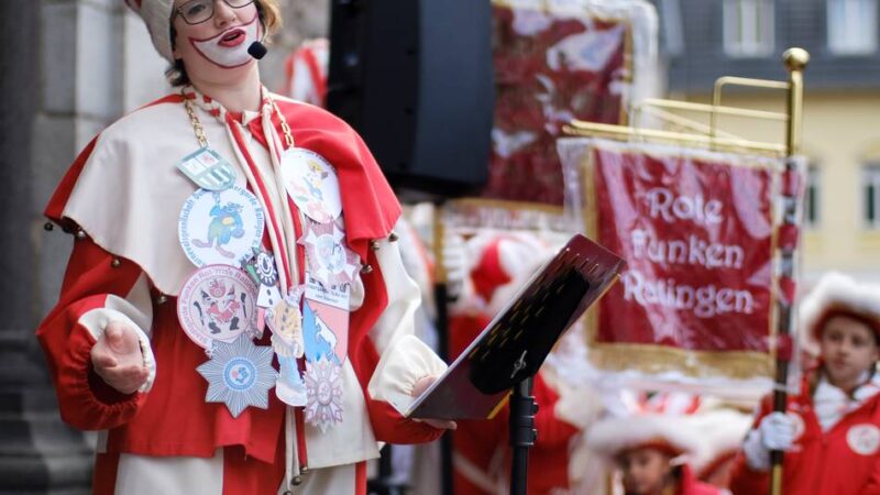 Auf dem Marktplatz: So startet Ratingen in die neue Session