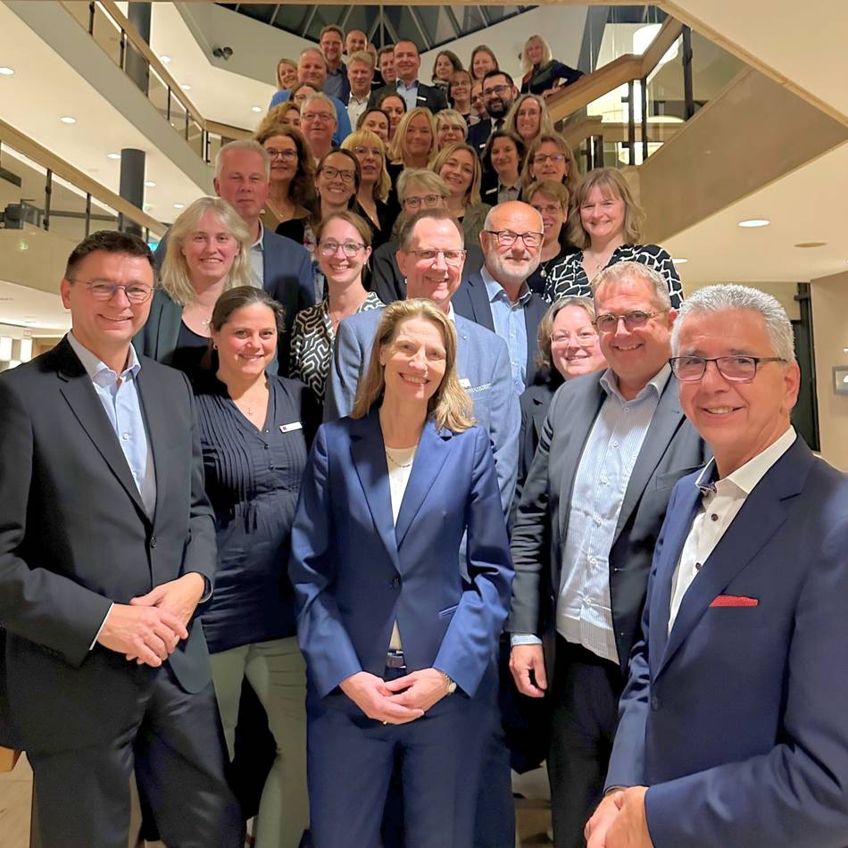 Sparkasse HRV: 66 Mitarbeiter feiern Dienstjubiläum