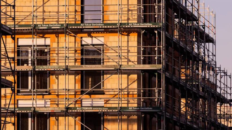 Mieterbund schlägt Alarm: Wohnungsbau in NRW – „eine sozialpolitische Katastrophe“