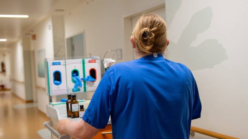 Neue IW-Studie: Weniger Stellen in Arztpraxen – Fachkräftelücke sinkt um 88 Prozent