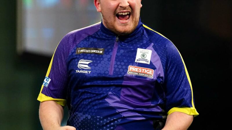 18-Jähriger aus Warrington führt Weltrangliste in Darts an: Hildens Partnerstadt jubelt über Luke Littler