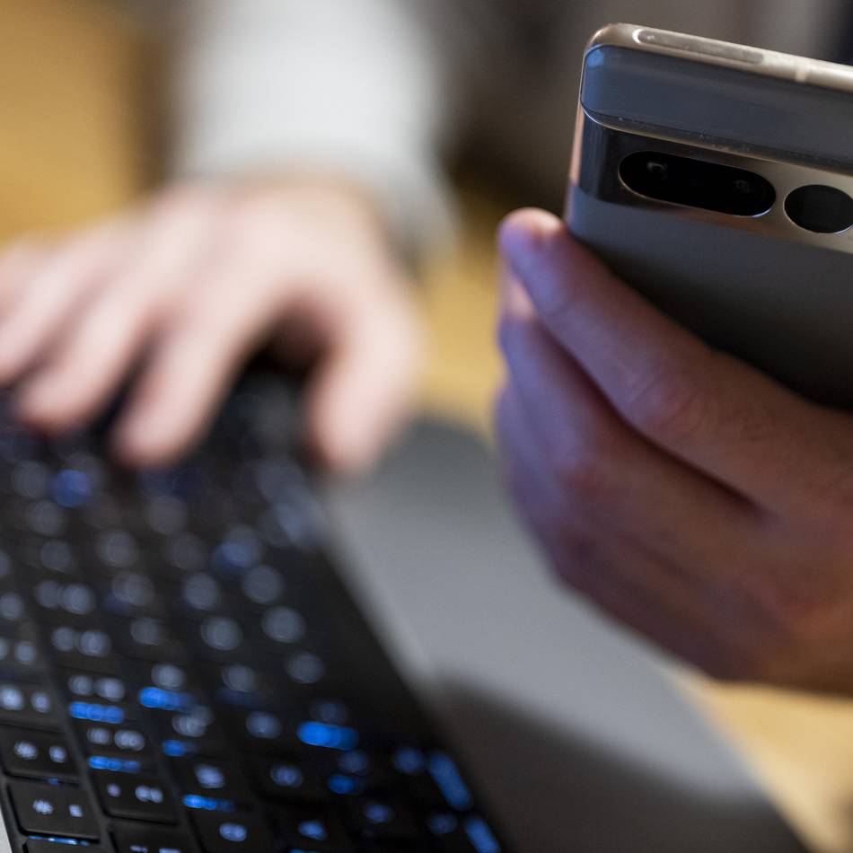 Digitalisierung der Verwaltung: Bei der Kfz-Zulassung in Düsseldorf hilft jetzt eine KI