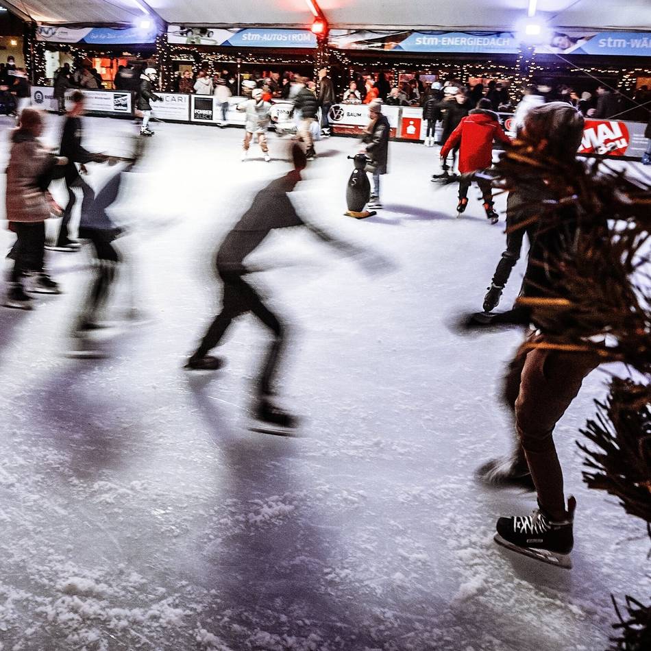 Weihnachtsmarkt in Meerbusch-Büderich: Eisstockschießen und Kaiserschmarrn – das ist neu auf der Winterwelt