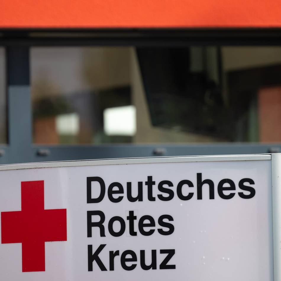 Rote Kreuz zeigt, worauf es bei der Sterbebegleitung ankommt: So klappt es mit der Letzten Hilfe