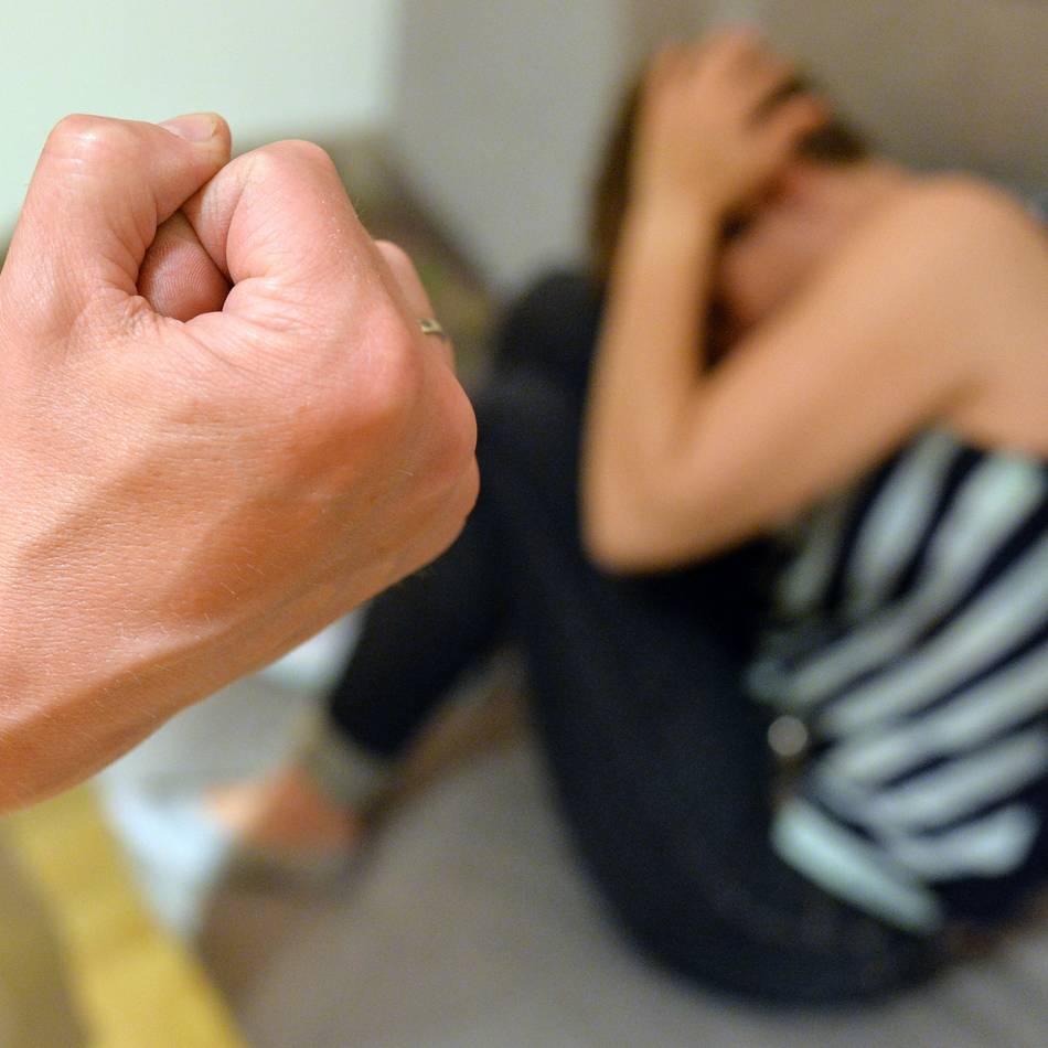 Digitale Fachtagung von Polizei und Hilfsorganisationen im Kreis Mettmann: Netzwerk der Hilfe gegen häusliche Gewalt