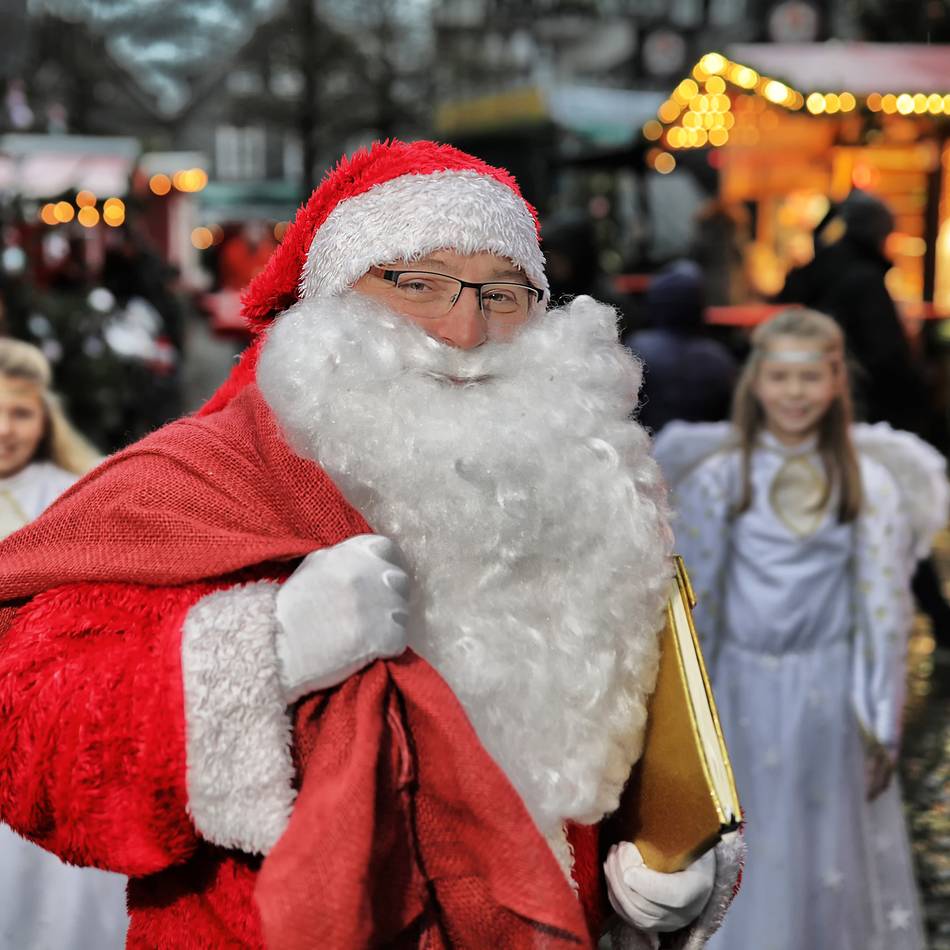 53. Blotschenmarkt in Mettmann: Von Nikolaus, Weihnachtsmann und Christkind
