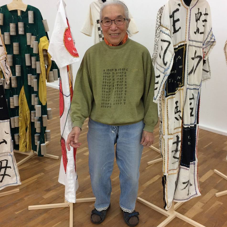 Nachruf auf die Fluxus-Künstlerin Takako Saito: Poesie mit Murmeln und Pusteblumen