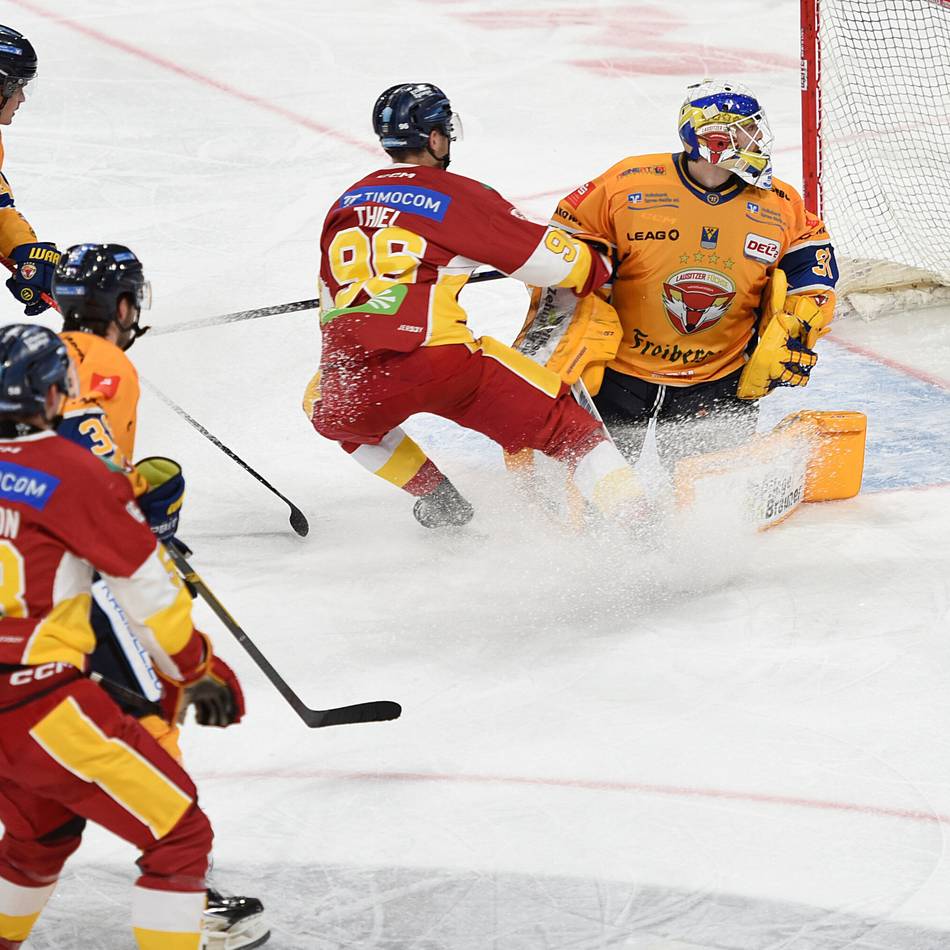 3:2-Heimsieg gegen Weißwasser: Bednard lässt die DEG jubeln – die Tore und das Penaltyschießen hier im Video