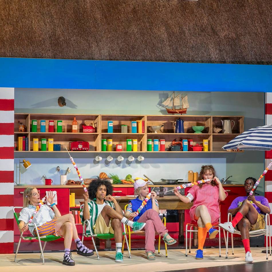 Gefeierte Premiere am Düsseldorfer Schauspielhaus: Mit Kästner ans Meer