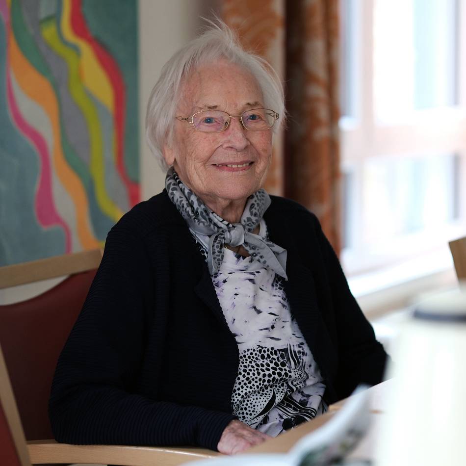 Glückwünsche zum 103. Geburtstag: Hilde Marta Jung ist noch täglich unterwegs