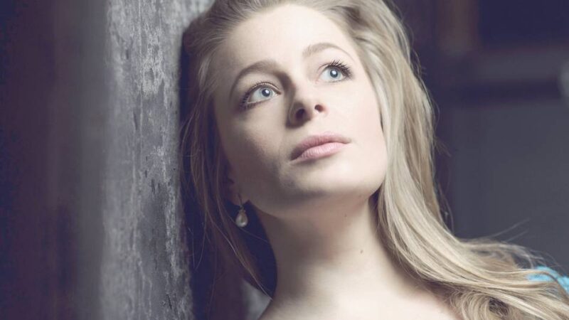 Philharmonisches Konzert in Duisburg: Siobhan Stagg ist Cordelia, Lady Macbeth und Julia an einem Abend