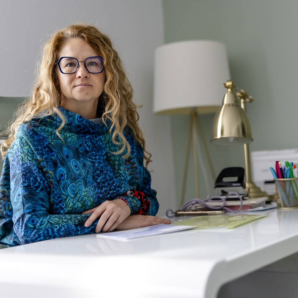 Kritik an neuem Vertrag in Düsseldorf: Sorge um Hebammen in Düsseldorf wächst