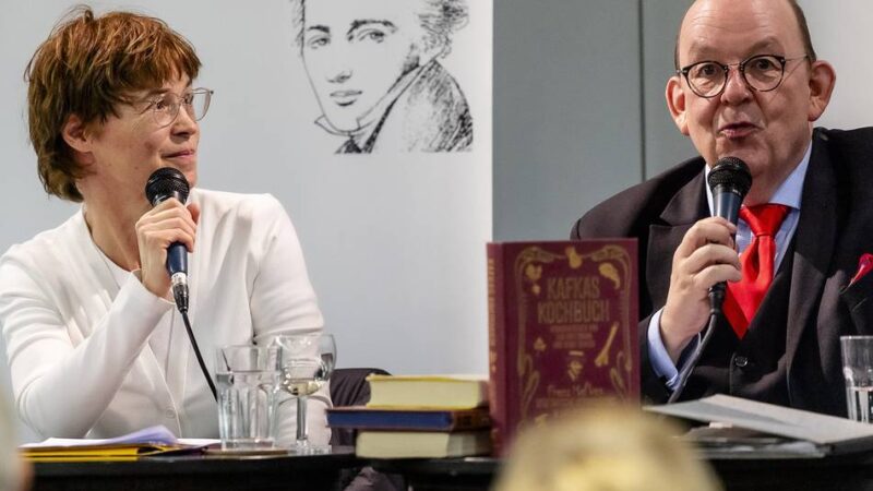 Buch-Vorstellung: Warum Franz Kafka so gerne Spinat aß