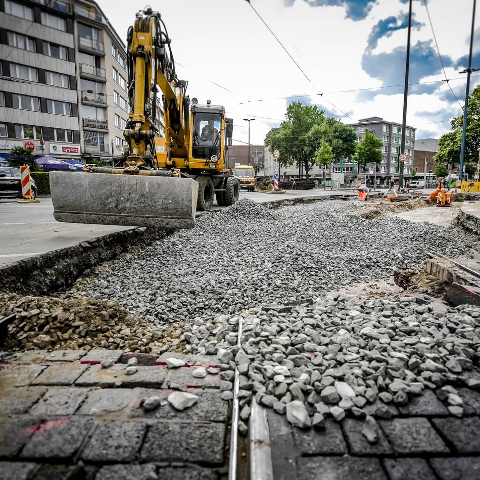 Verkehr in Düsseldorf: Gleis-Erneuerung in Wersten geht mit Sperrungen weiter