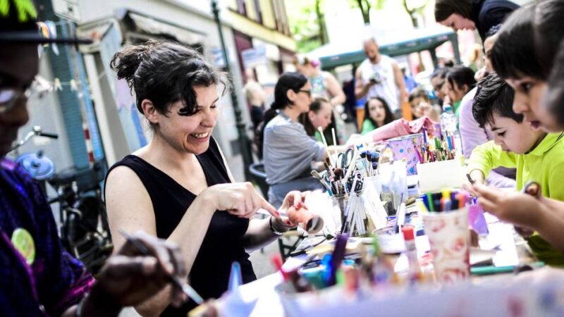 Ab sofort sind Bewerbungen möglich: Ein Preis für die Förderer der Demokratie in Düsseldorf