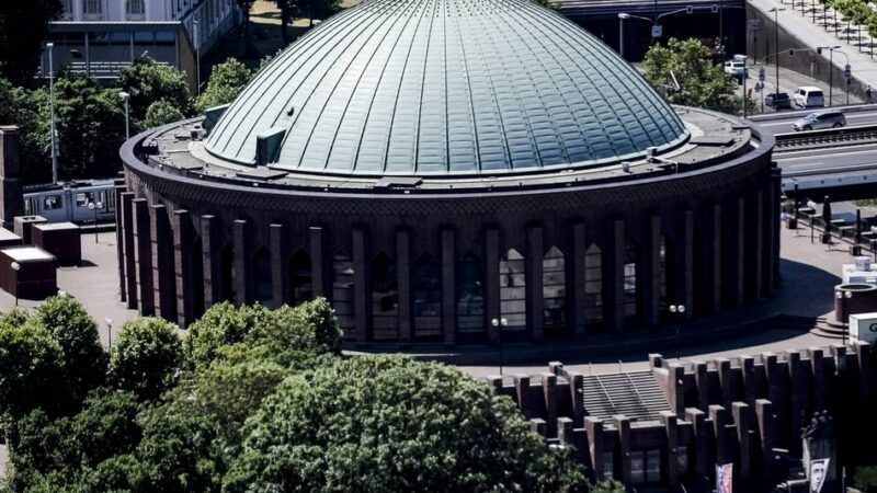 Tat in Düsseldorf-Pempelfort: Brutaler Raubüberfall – 16-Jähriger muss ins Krankenhaus