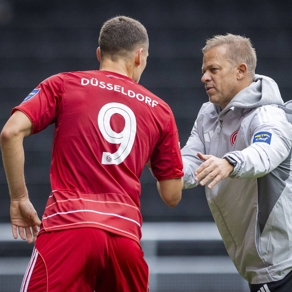 „Dann muss ich anderen die Möglichkeit geben“: Was Fortuna-Trainer Anfang vom bislang enttäuschenden Zan Celar erwartet