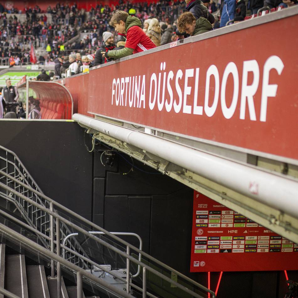 Medizinischer Notfall vor Fortuna-Sieg: Zuschauer auf der Intensivstation – Zustand weiterhin kritisch