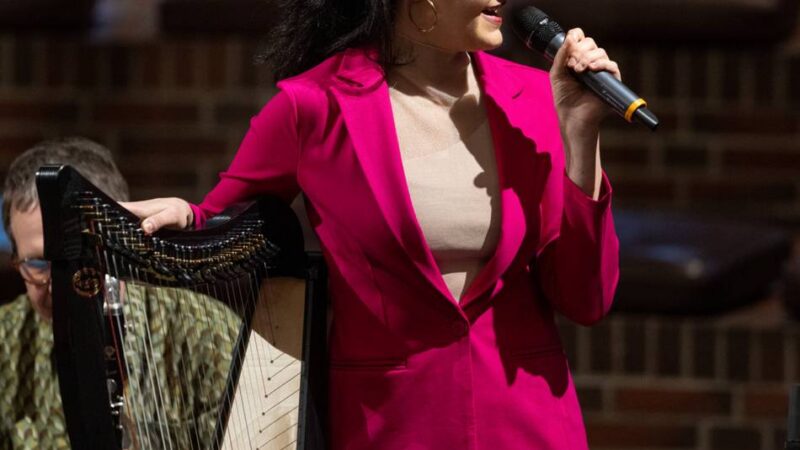 Familienkonzert macht Ankommen und Neuanfang zum Thema: Musikalischer Brückenschlag zwischen Kulturen