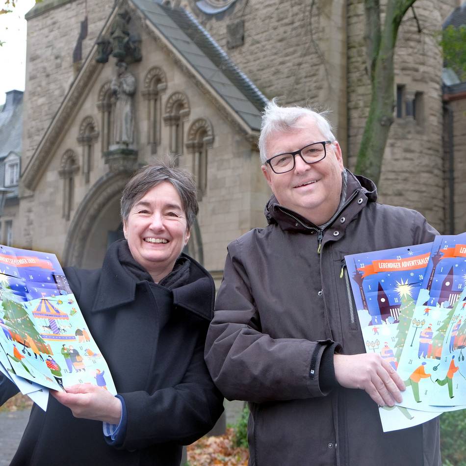 Aktion in verschiedenen Stadtteilen: Wenn der Adventskalender „lebendig“ wird
