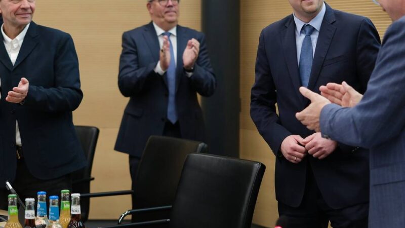 Patrick Anders in Ratingen vereidigt: Neuer Bürgermeister will durchstarten