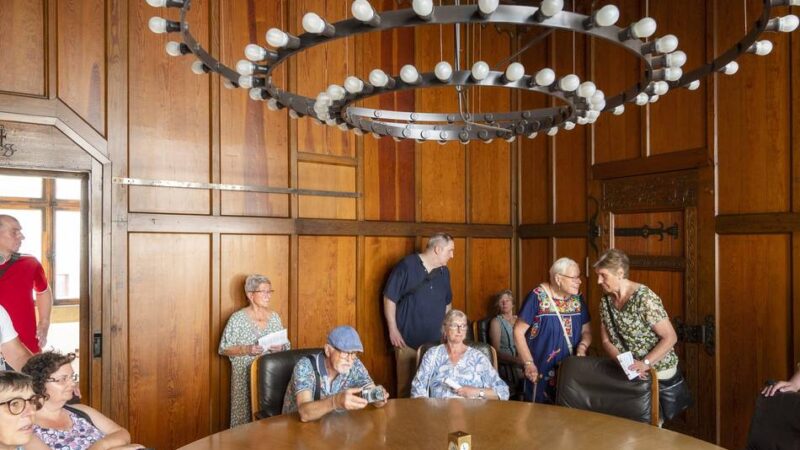 Führungen und Aktionen: Tag der offenen Tür – wenn der Nikolaus ins Rathaus kommt