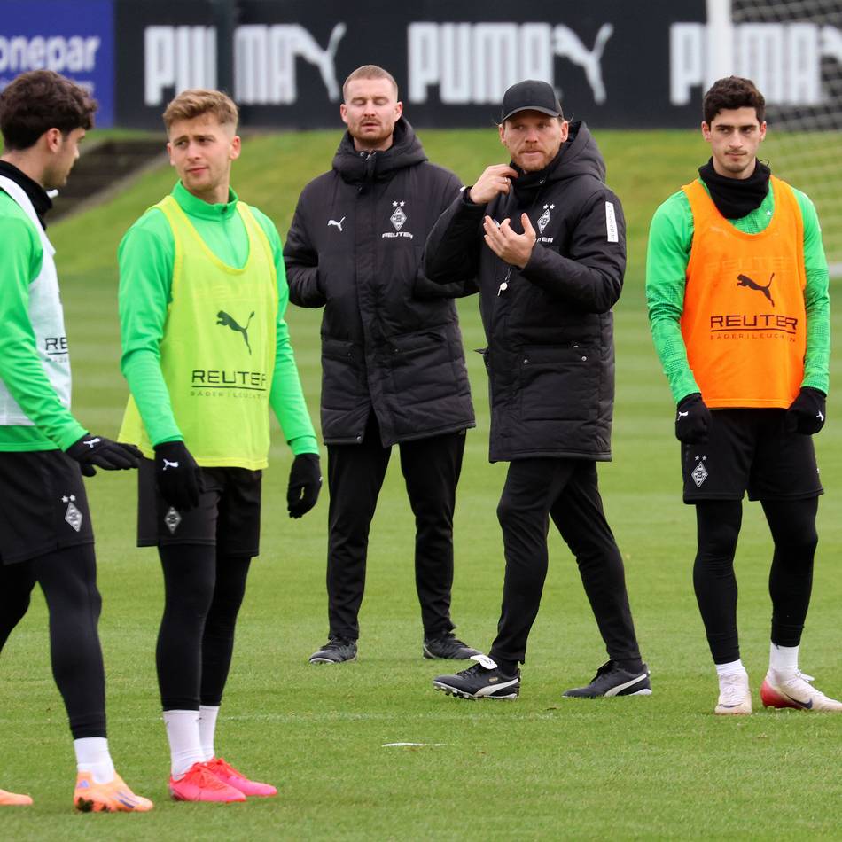 Borussias Personallage: Polanskis Plan mit Ngoumou – Diagnose bei Omlin steht noch aus