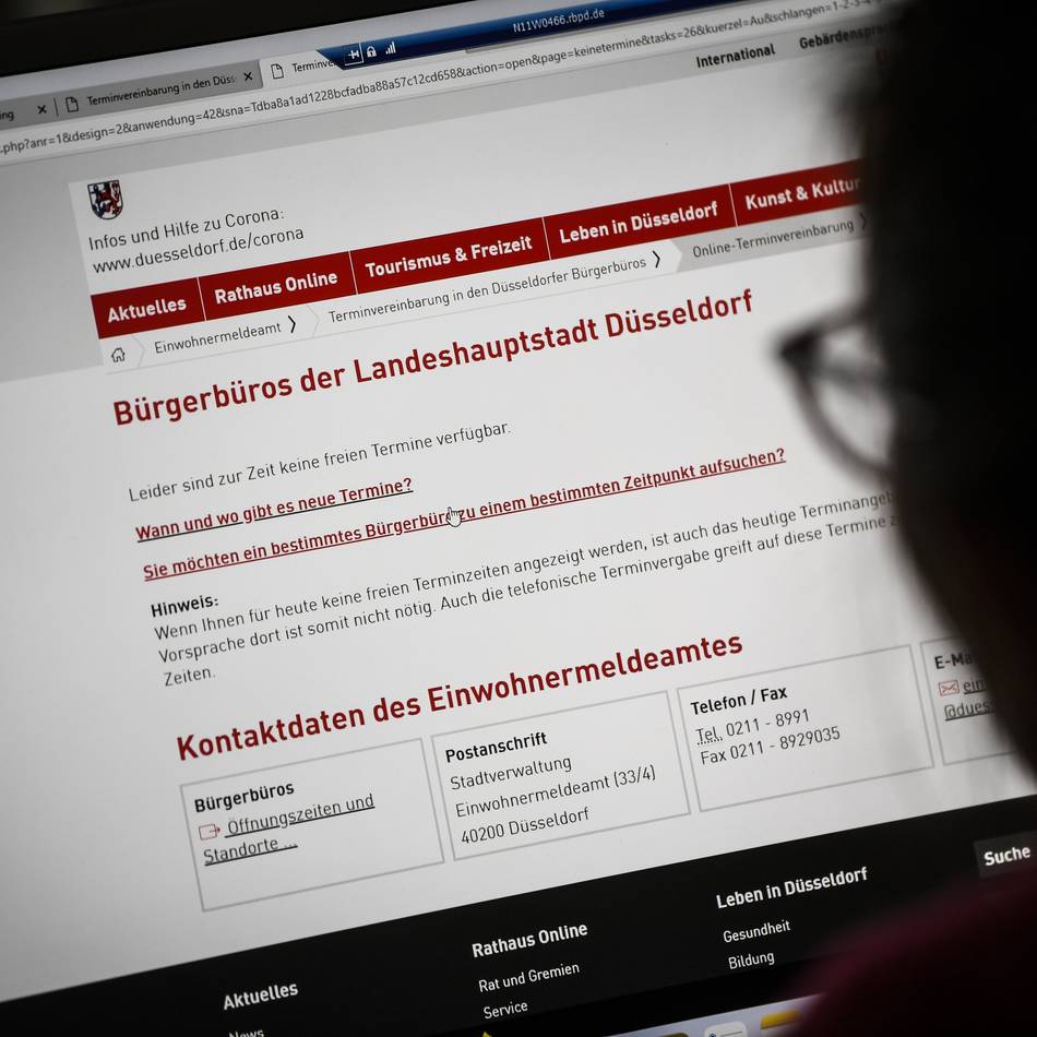 Bürgerservice in Düsseldorf: Seniorenvormittag in neun Bürgerbüros