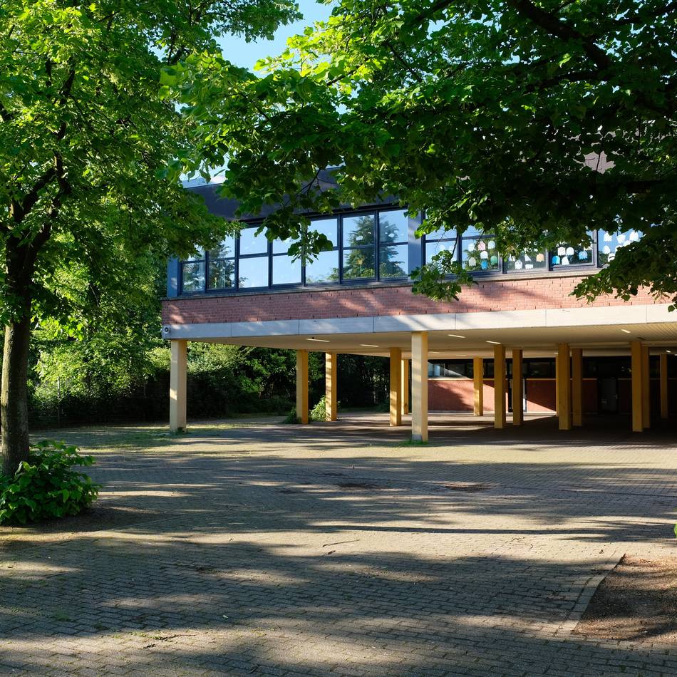 Gymnasium im Duisburger Westen: Infoabend und Einsteintag am AEG