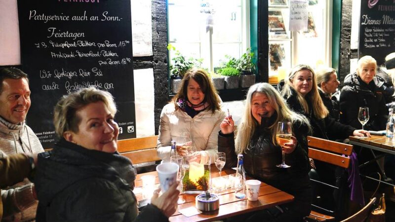 Advent in Ratingen: Lichter sorgen für stimmungsvollen Adventsauftakt