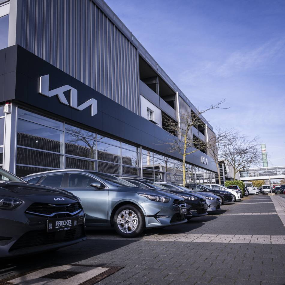 Preckel in Düsseldorf: Traditionshändler verlässt die Automeile Höherweg – ein Grund sind E-Autos