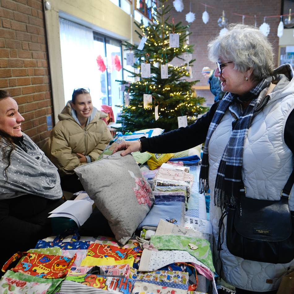 In der Ratinger Innenstadt: Vorfreude auf das Weihnachtsdorf