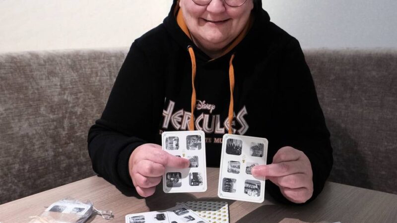 Lintorfer Heimatverein: Ein Kartenspiel für Heimatfreunde mit Adleraugen