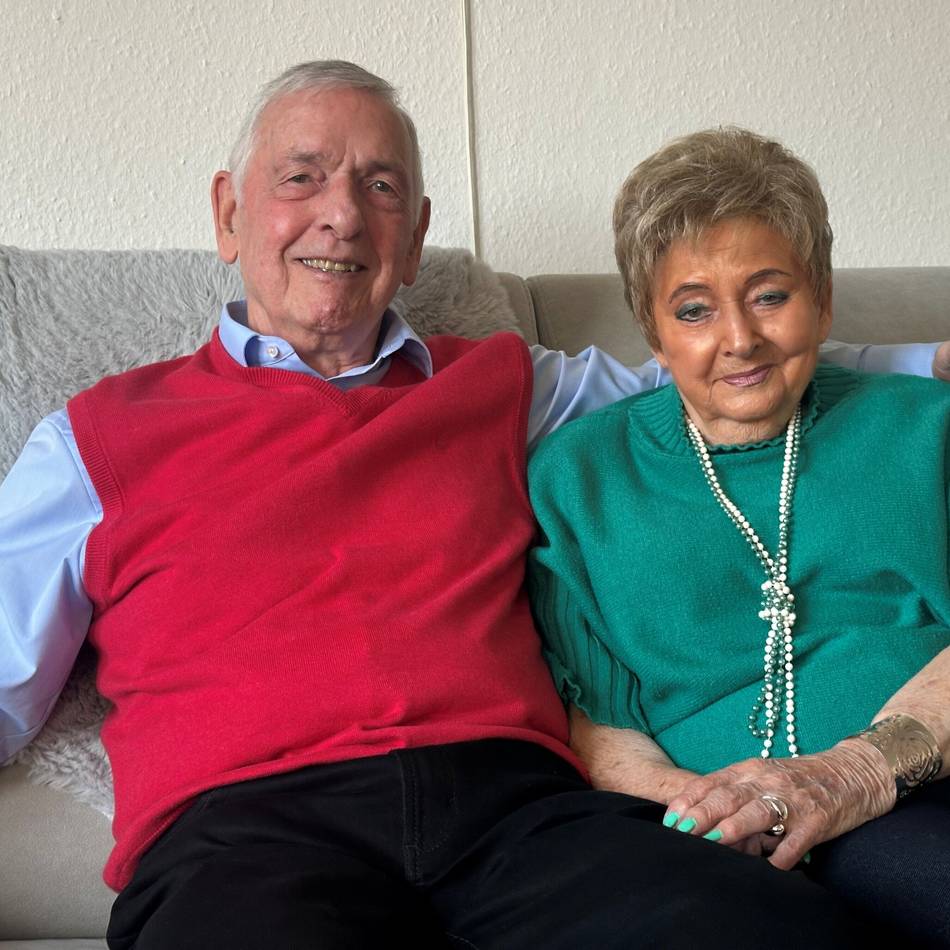 Glückliches Paar in Meerbusch: 60 Jahre durch Dick und Dünn
