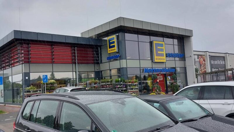 Versorgung mit Bargeld in Meerbusch: Sparkassen-Automat in Osterath abgebaut