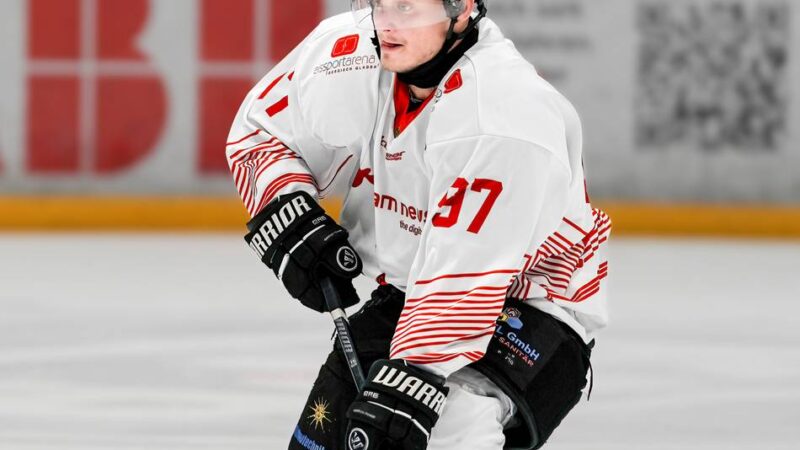 Erst kurz vor der Partie verpflichtet: Ice-Aliens-Zugang mit Debüt bei Sieg gegen Dinslaken