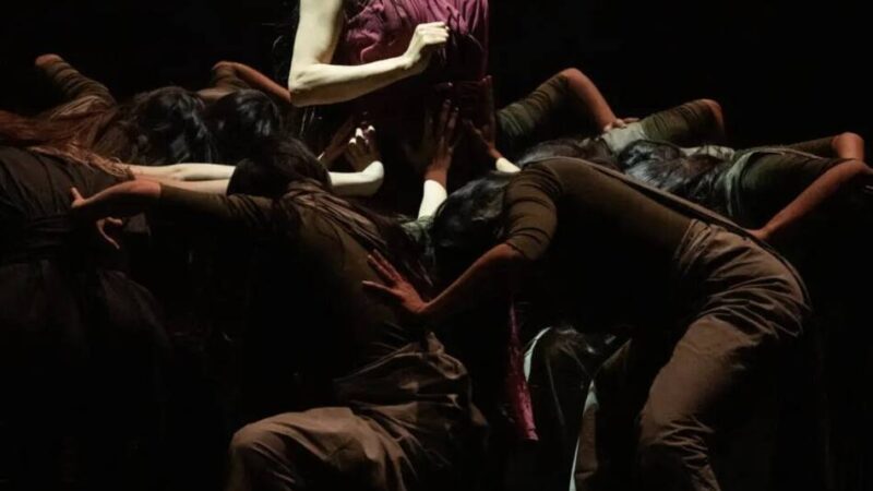 Akram Khan bezaubert mit neuer Choreografie: Eine Nacht voller Rituale