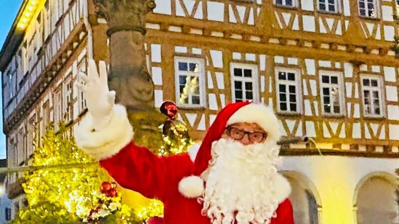 Einsatz als Weihnachtsmann in Hilden: „Ich bin einfach ein riesiger Weihnachtsfan“