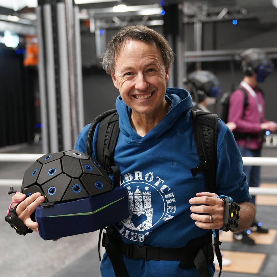 Erfolg für Anti-Handy-Song „Bildschirmblick“: „Ich scroll‘ durch mein Leben, verpasse den Tag“