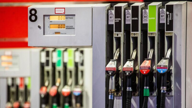 Bundesrat fordert Limit für Preiserhöhungen an Tankstellen