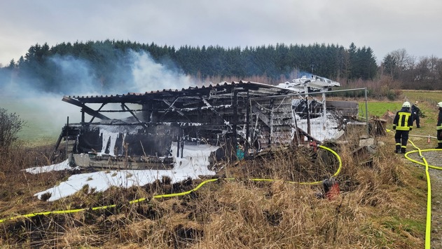 FW-OE: Scheunenbrand in Saalhausen