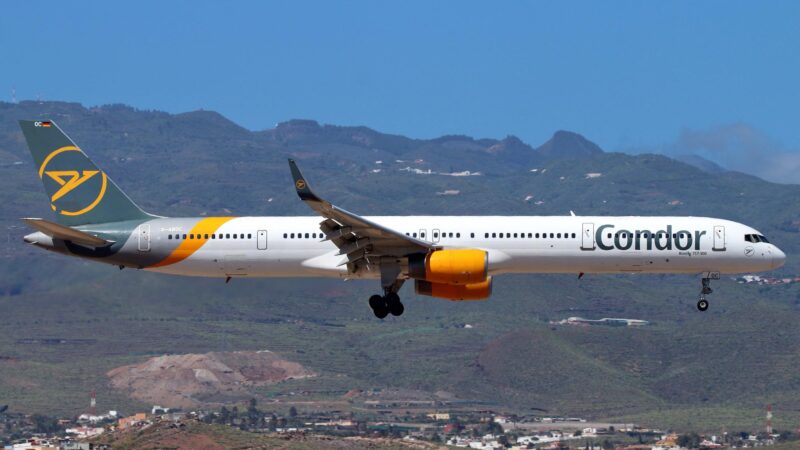 Ehemaliger Mallorca-Flieger wird gerade auf einem Briten-Airport zerstückelt