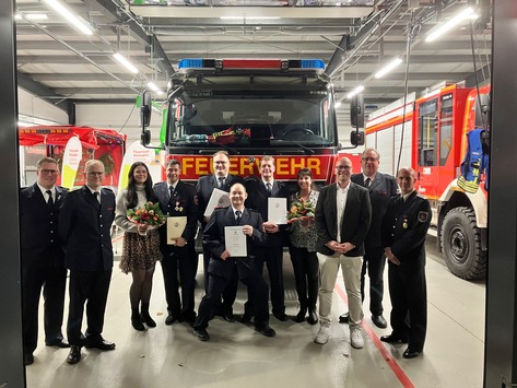 FW Dinslaken: Weihnachtsfeier des Löschzugs Oberlohberg