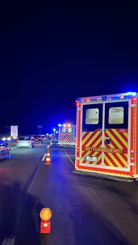 FW-WRN: Verkehrsunfall auf der Bundesautobahn 1 in Fahrtrichtung Köln