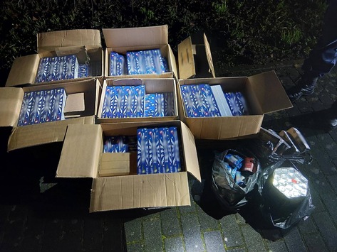 BPOLD-B: Bundespolizei beschlagnahmt verbotene Pyrotechnik