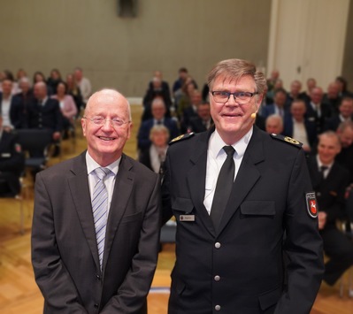 POL-OLD: Jürgen Grüll, Abteilungsleiter 2 der Polizeidirektion Oldenburg, in den Ruhestand verabschiedet