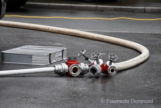 FW-DO: Balkonbrand in Dortmund-Derne
