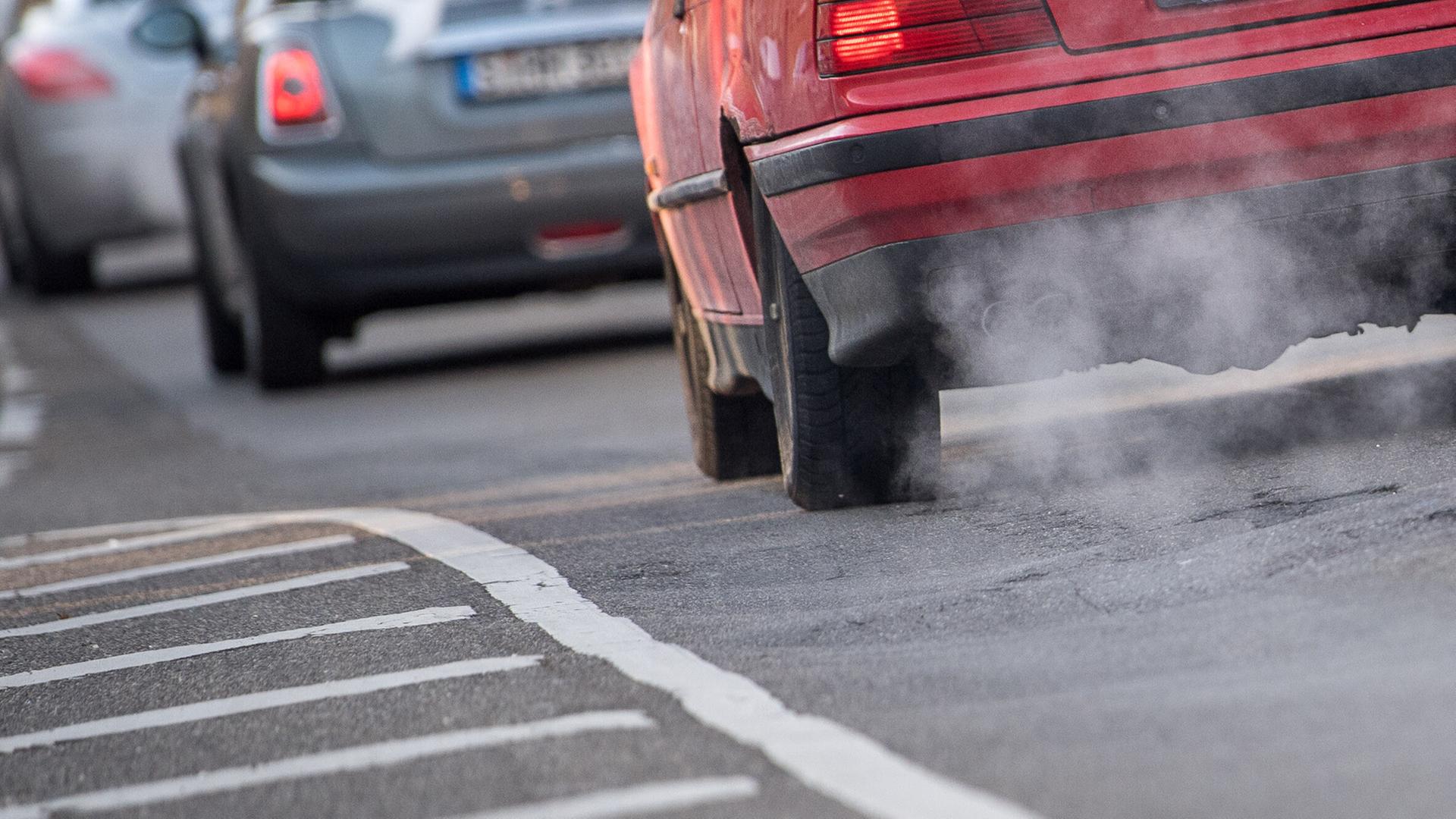 EU-Kommission will offenbar Verbrenner-Aus zurücknehmen