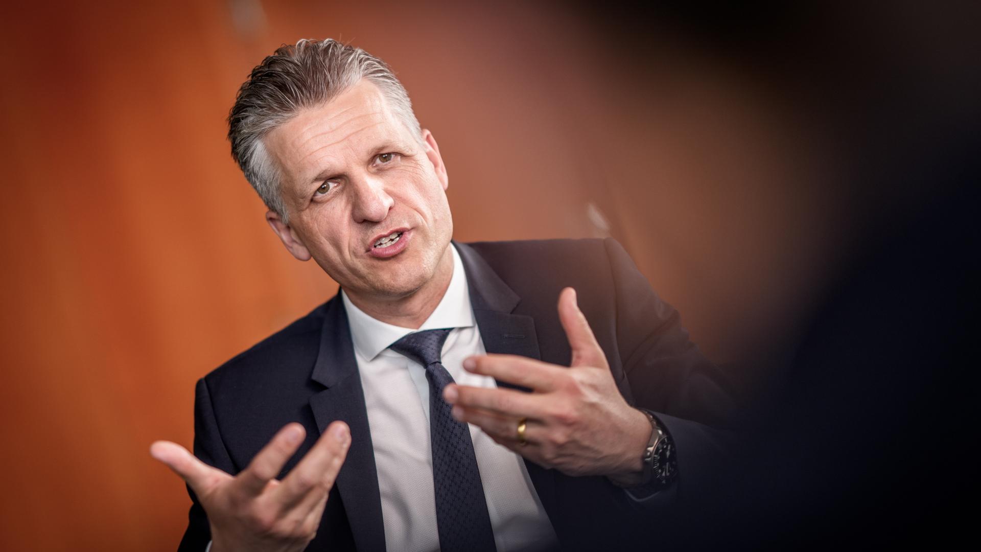 Frei offen für Überarbeitung des Koalitionsvertrags